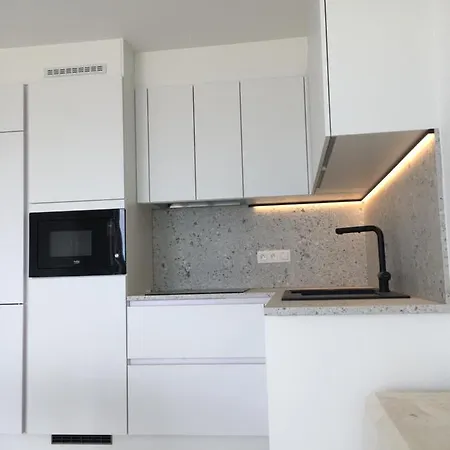 4 Pers Met Frontaal Zeezicht & Prive Zwembad Apartamento *